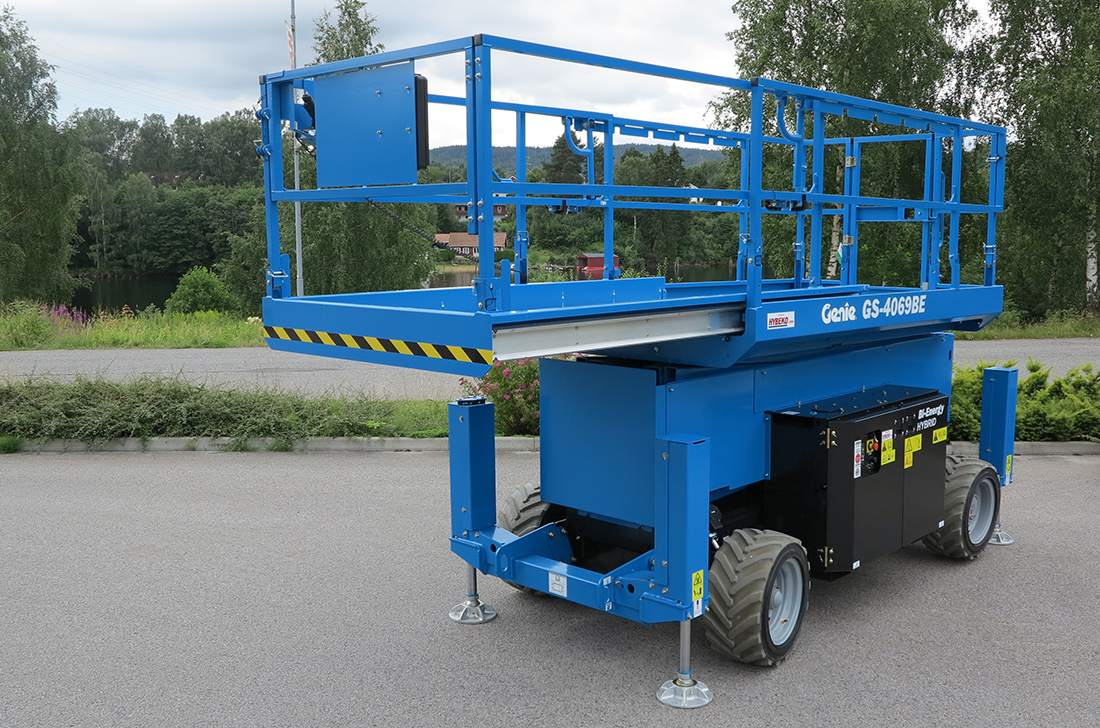 Sakselift diesel arb.h <15m støttebein Sakselift diesel arb.h <15m støttebein